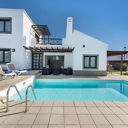 Villas Camelot By Escape Home Playa Blanca (Lanzarote) Exterior photo